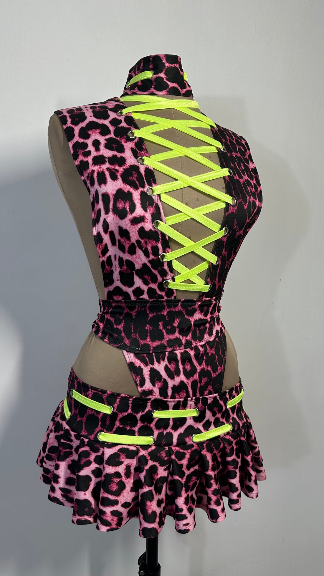 Neon cheetah gurl